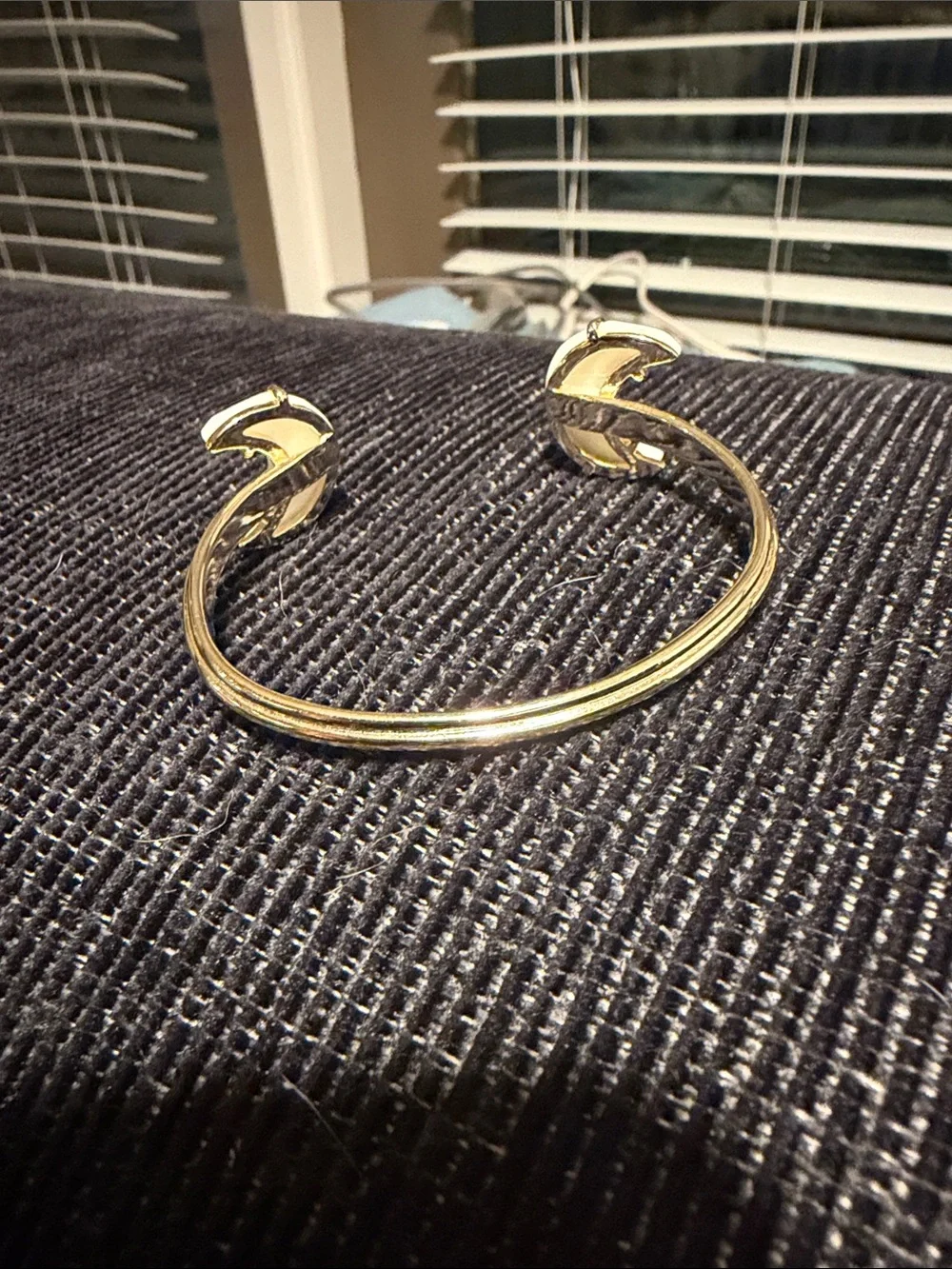 Kendra Scott gold tone